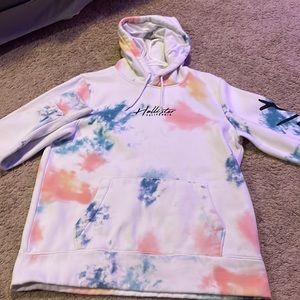 Hollister sweatshirt